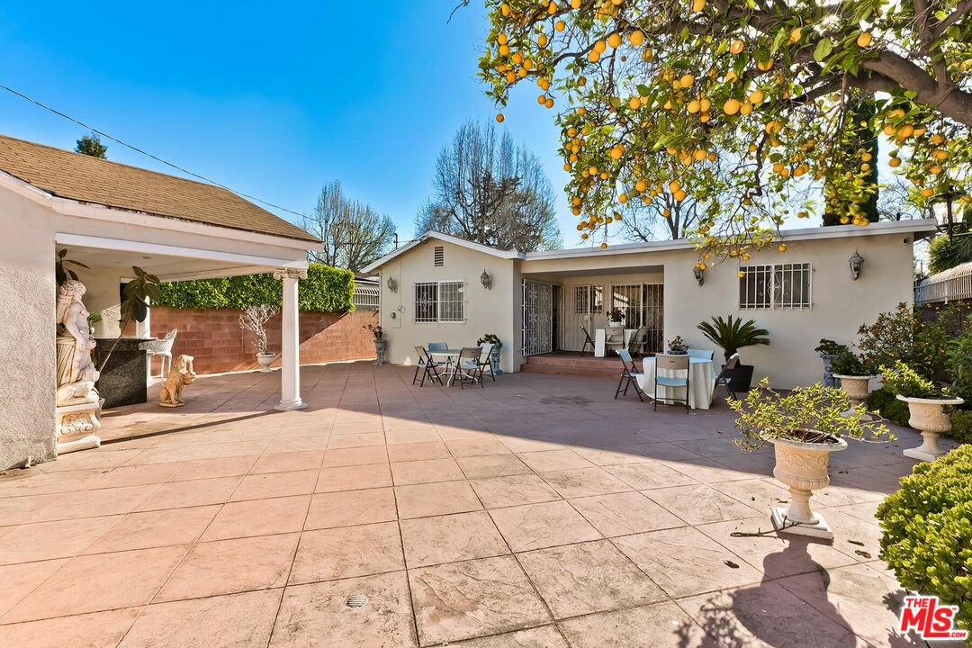 2658 Westwood Blvd