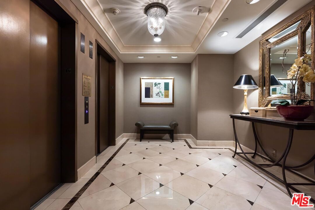 10520 Wilshire Blvd Unit: 1207