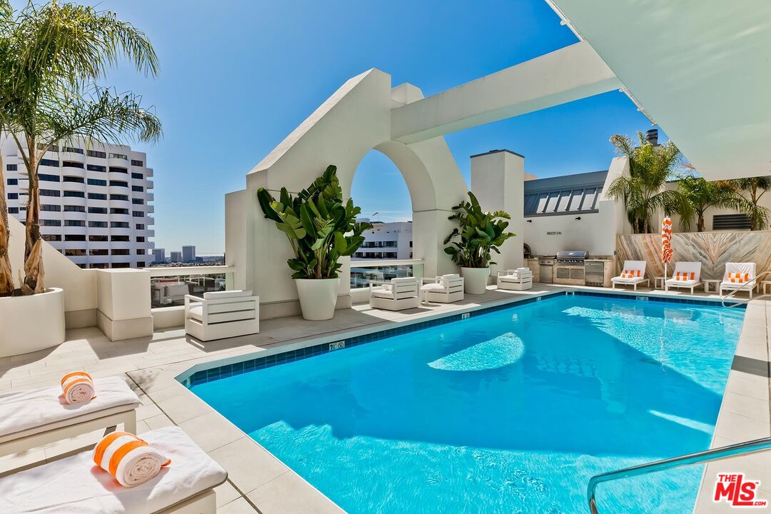 10520 Wilshire Blvd Unit: 1207