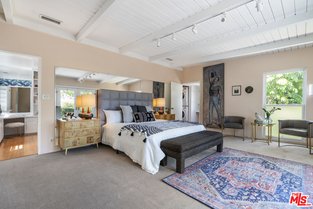 9010 Norma Pl