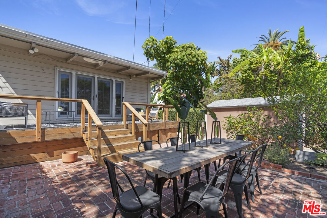 9010 Norma Pl