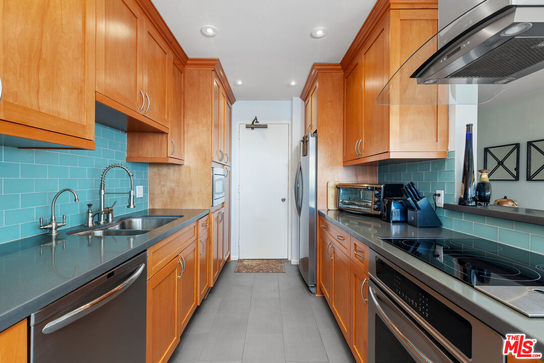 10701 Wilshire Blvd Unit: 503