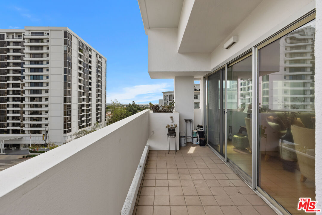 10701 Wilshire Blvd Unit: 503