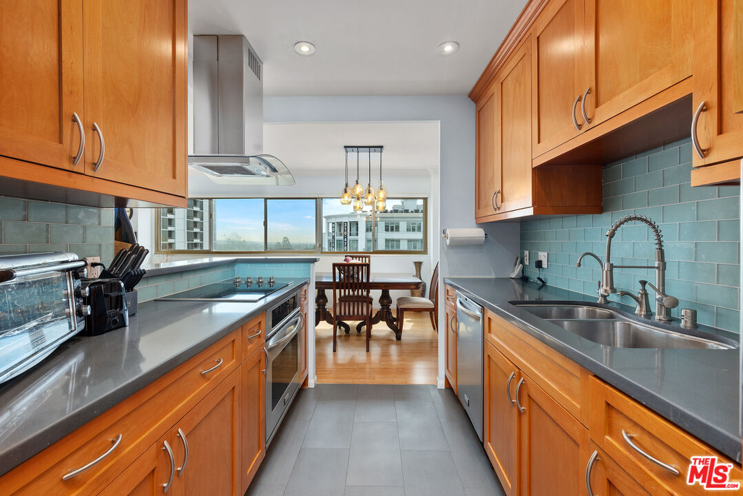 10701 Wilshire Blvd Unit: 503