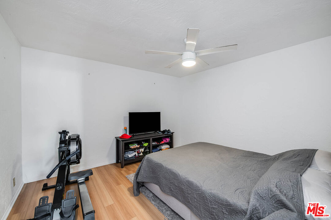 7334 Vista Del Mar Ln