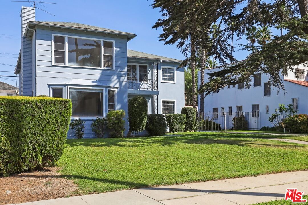 4409 Victoria Park Dr