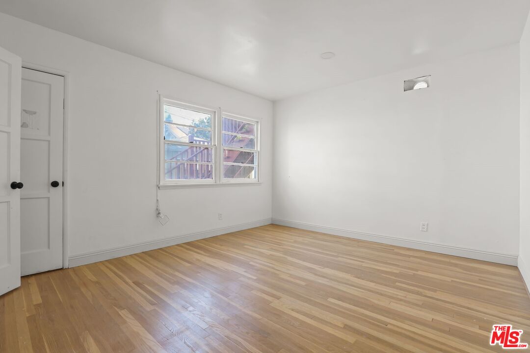 4409 Victoria Park Dr