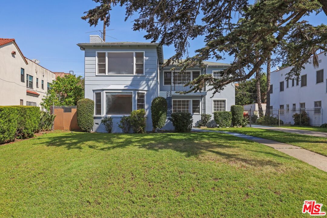 4409 Victoria Park Dr