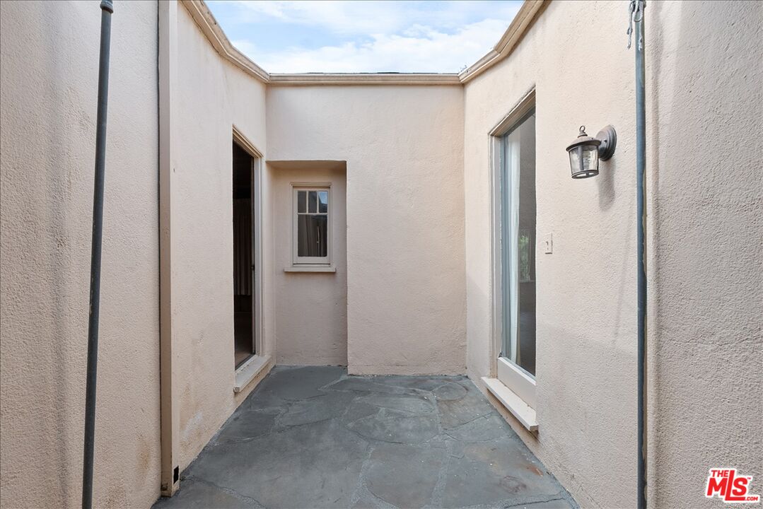 1111 Berkeley St