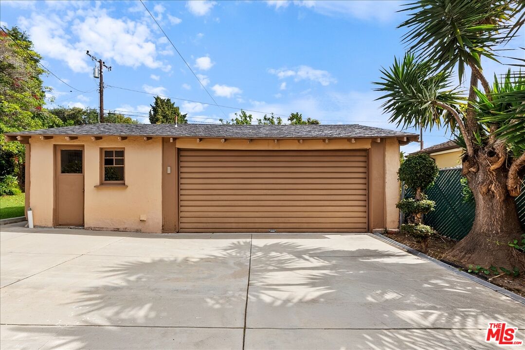 1111 Berkeley St