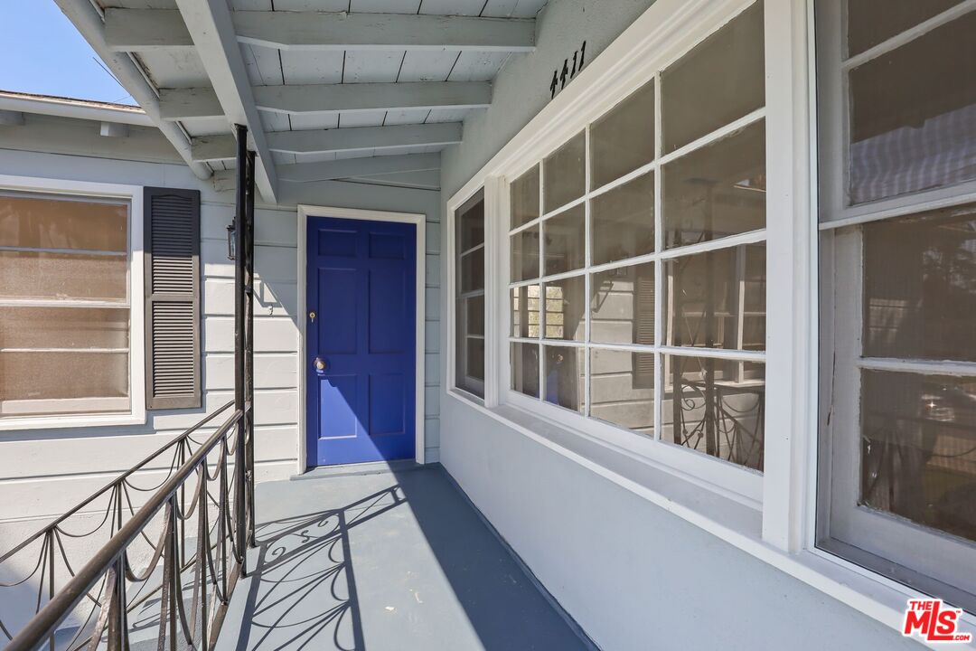 4411 Victoria Park Dr