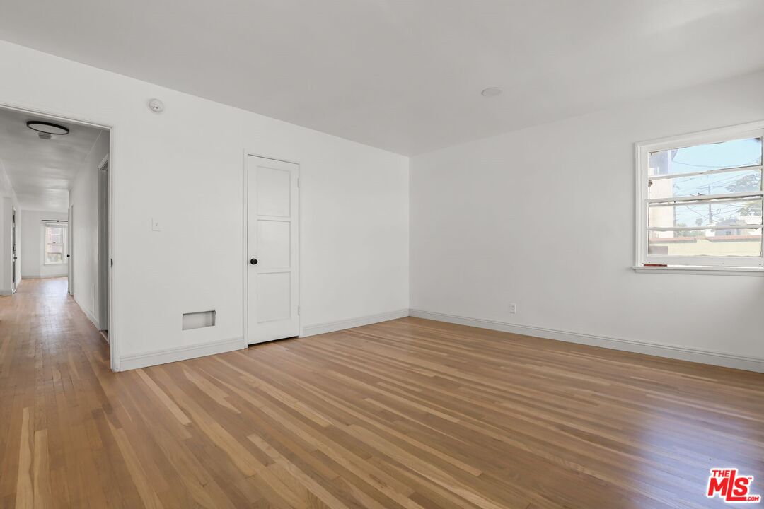 4409 Victoria Park Dr