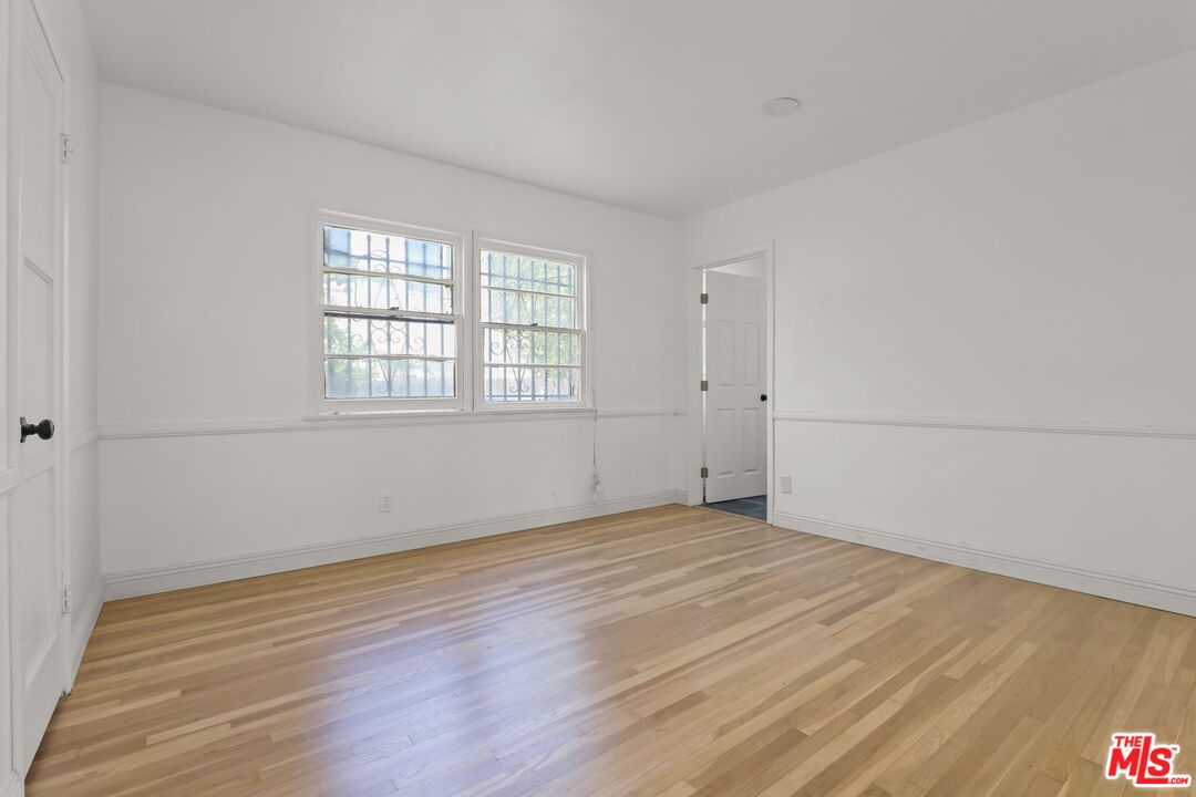 4409 Victoria Park Dr