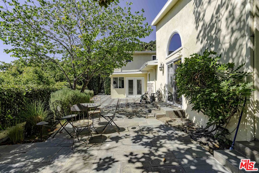 2250 Betty Ln