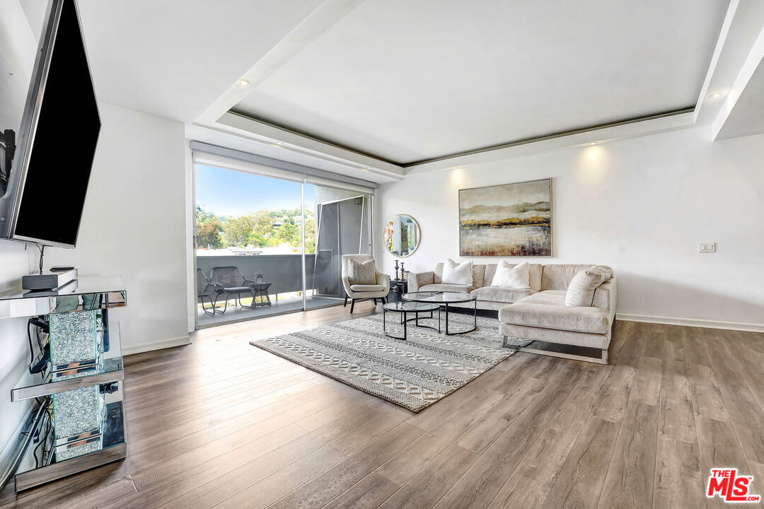 7250 Franklin Ave Unit: 503