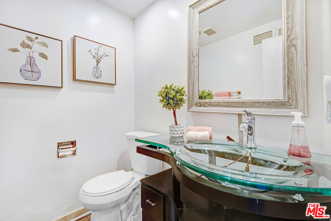 7250 Franklin Ave Unit: 503