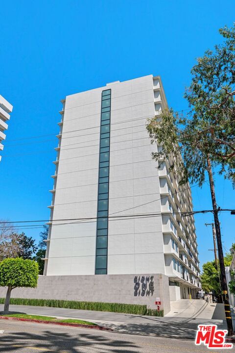 818 N Doheny Dr Unit: 606