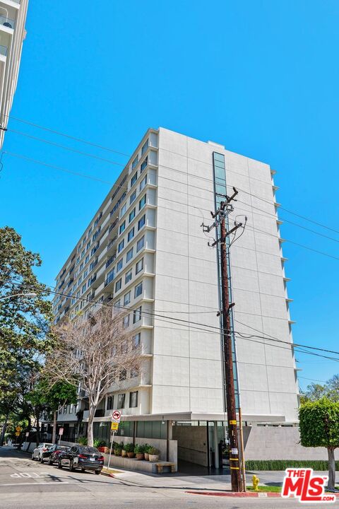 818 N Doheny Dr Unit: 606