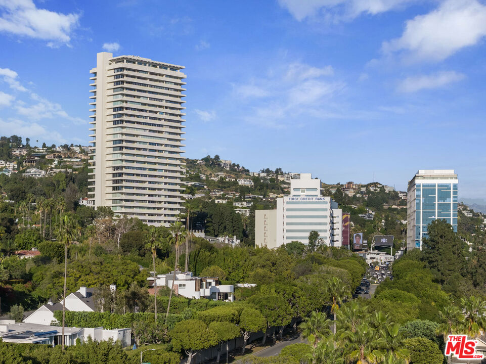 9255 Doheny Rd Unit: 703