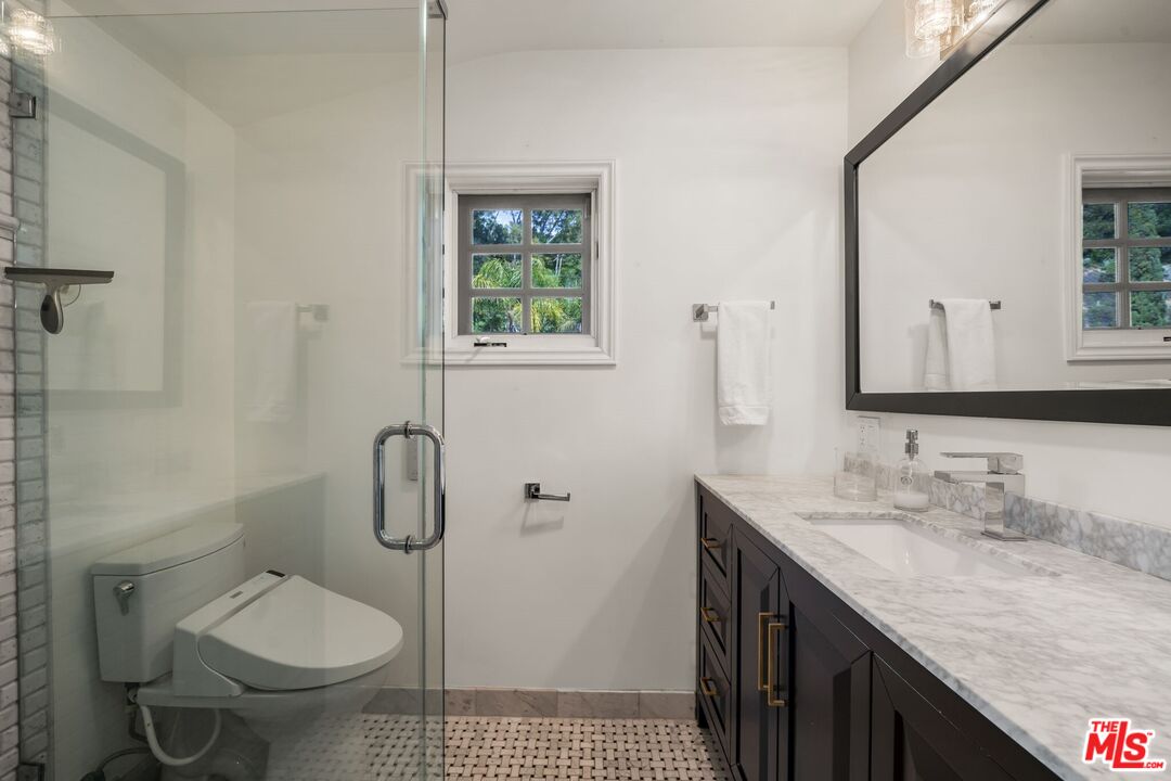 9023 Alto Cedro Dr