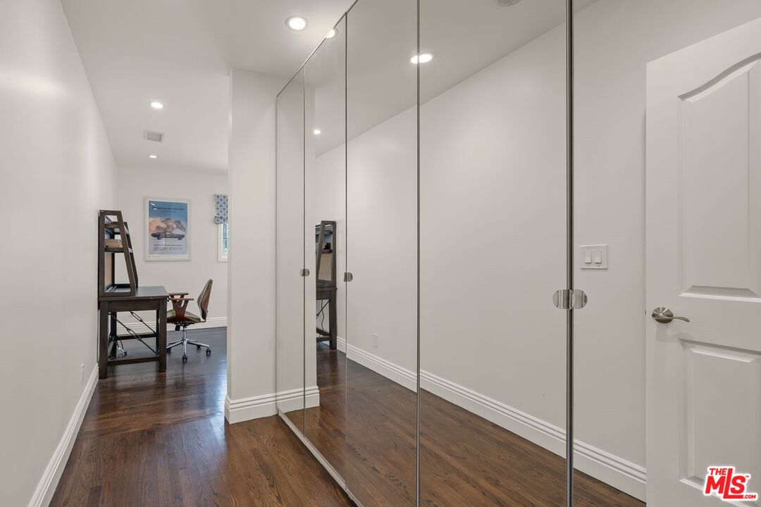 9023 Alto Cedro Dr
