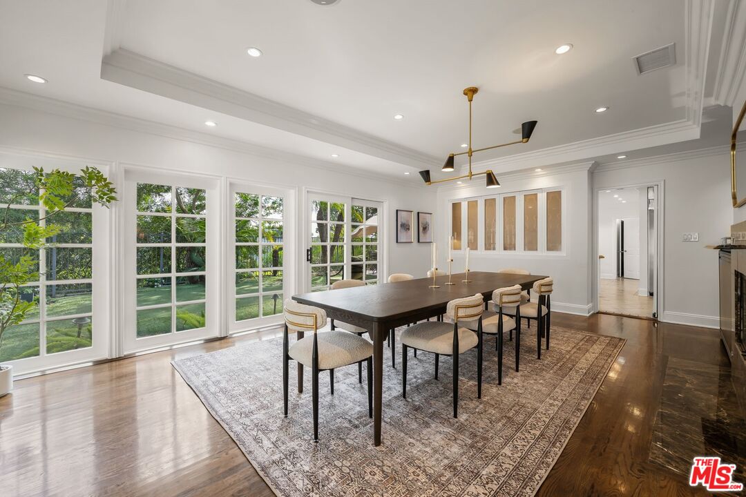 9023 Alto Cedro Dr