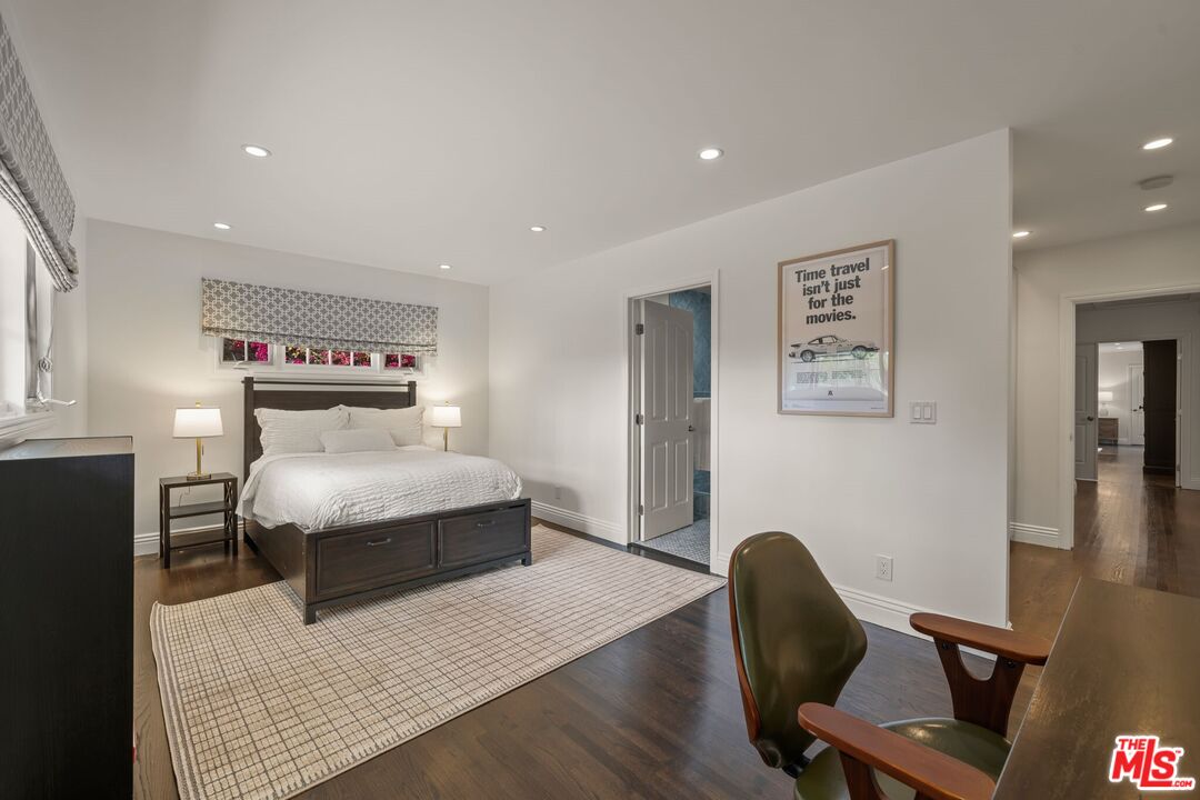9023 Alto Cedro Dr