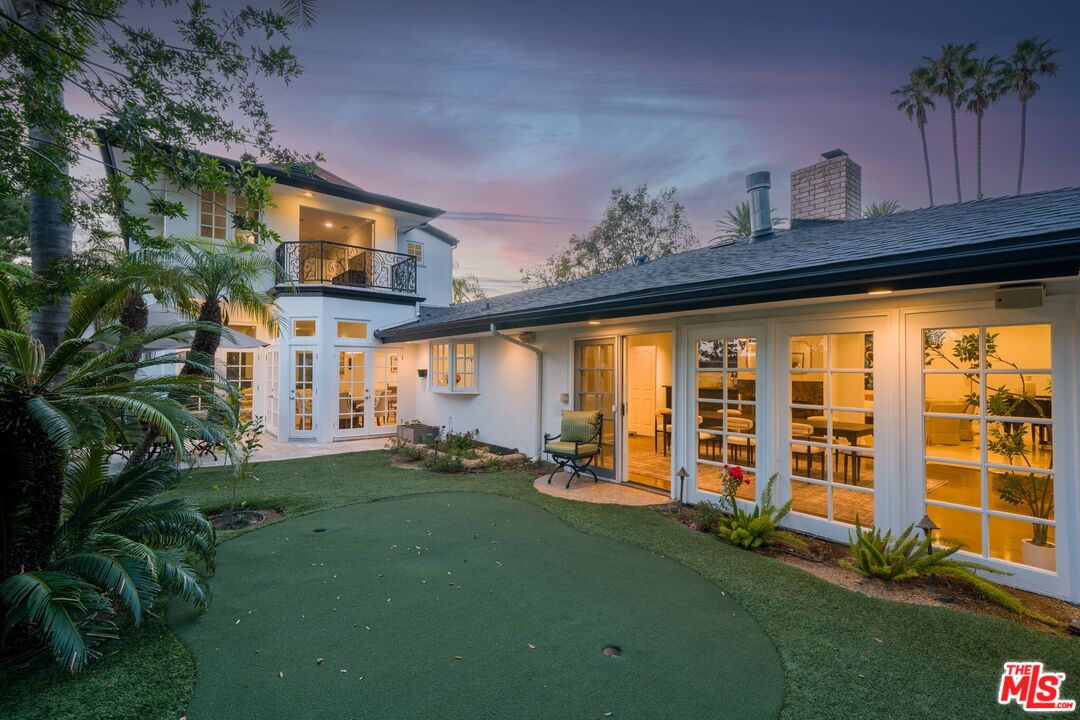 9023 Alto Cedro Dr