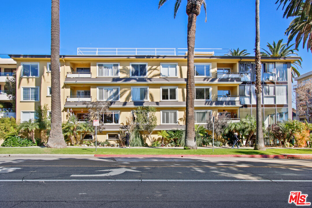 757 OCEAN AVE Unit: 314