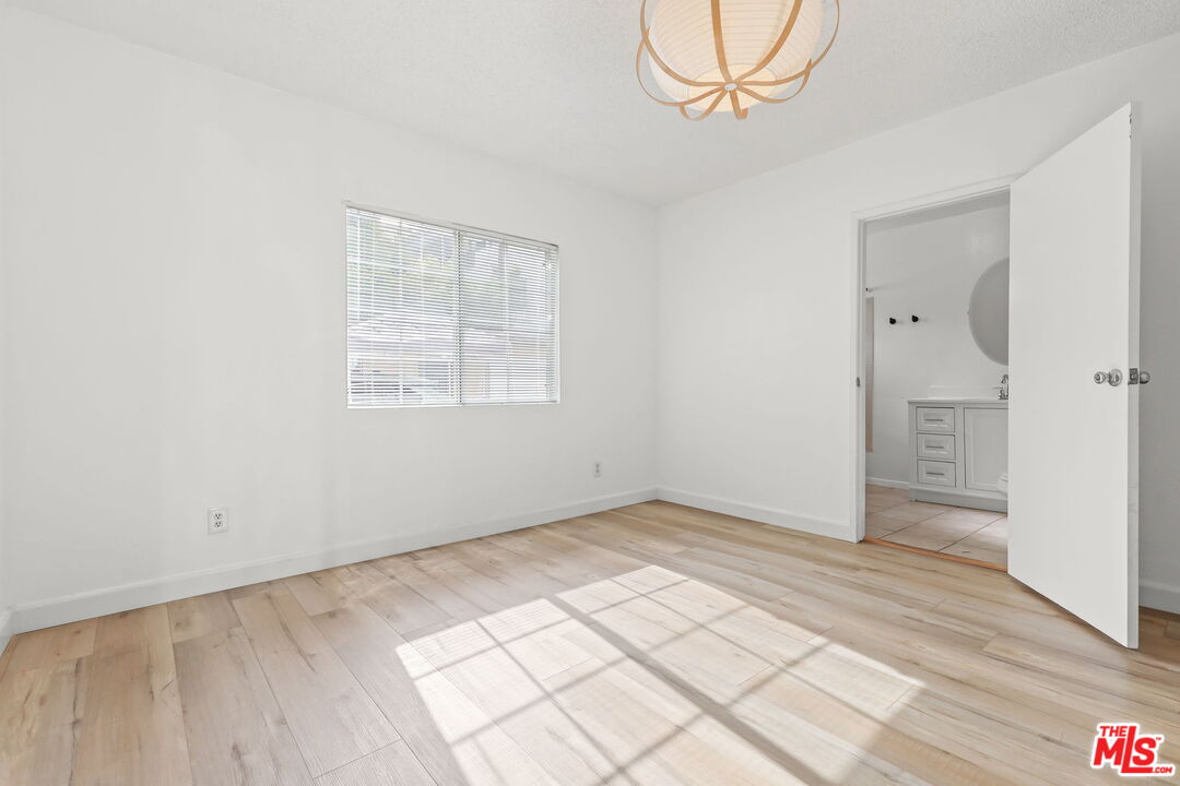 1174 S Highland Ave