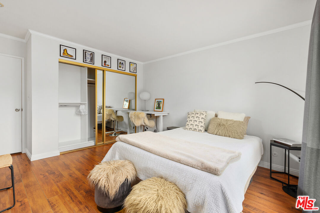 5950 Buckingham Pkwy Unit: 305