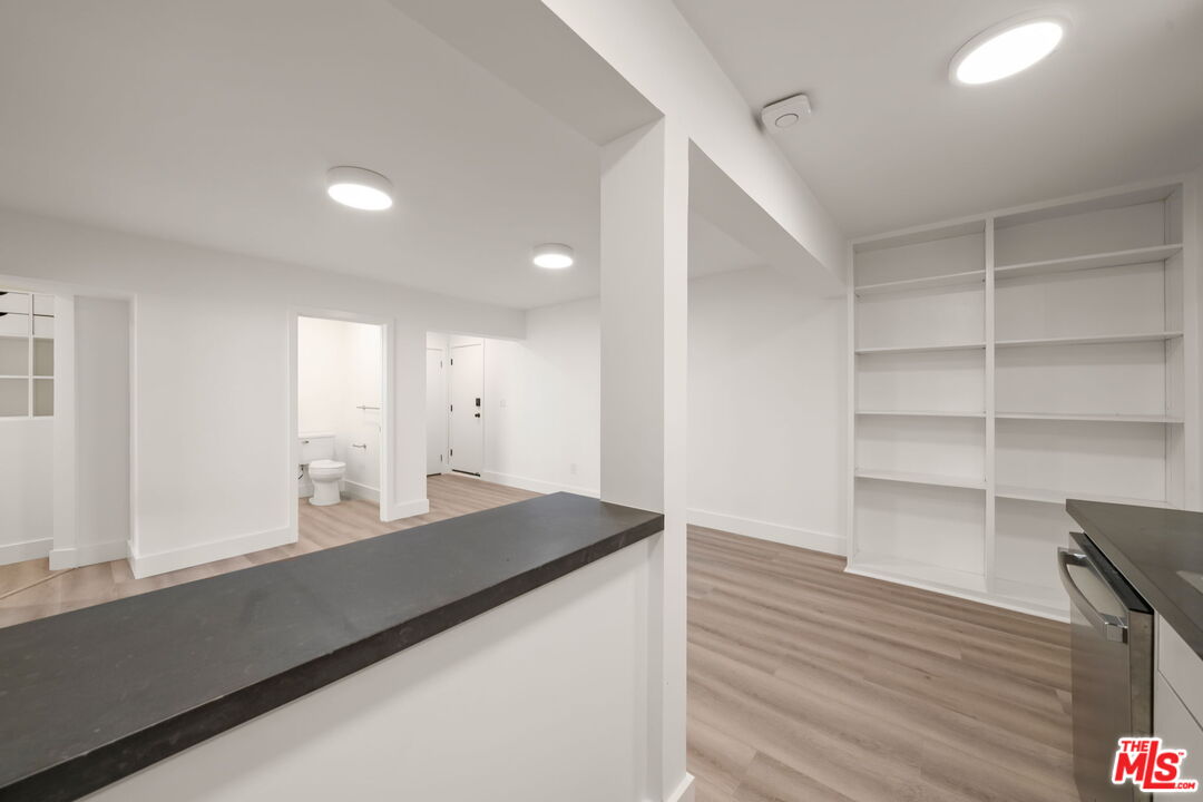 6821 E Ocean Blvd Unit: 1/2