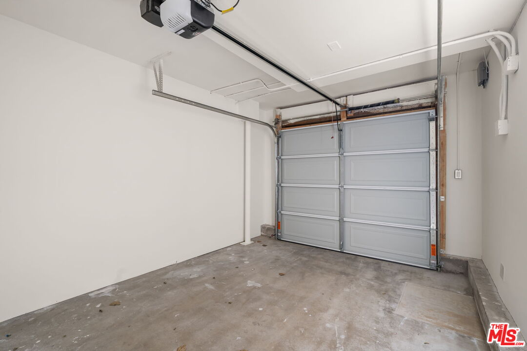 6821 E Ocean Blvd Unit: 1/2