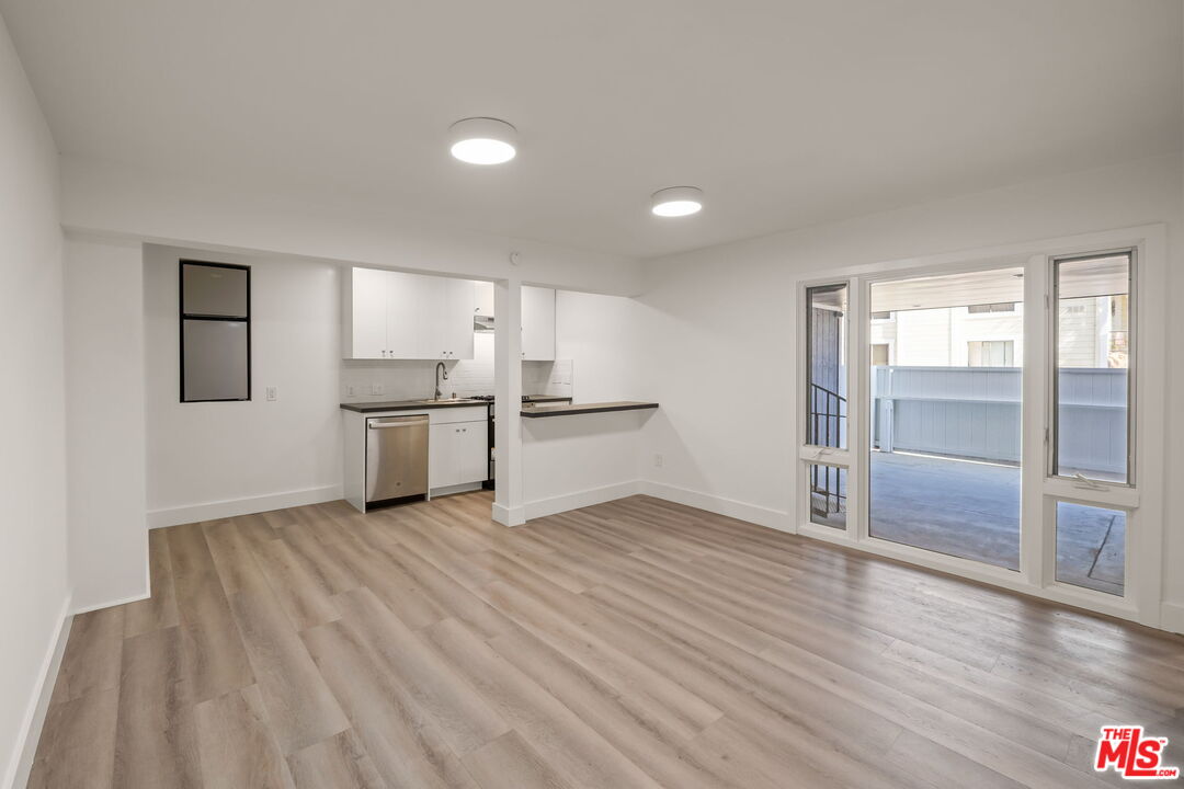 6821 E Ocean Blvd Unit: 1/2