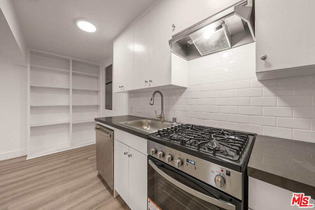 6821 E Ocean Blvd Unit: 1/2