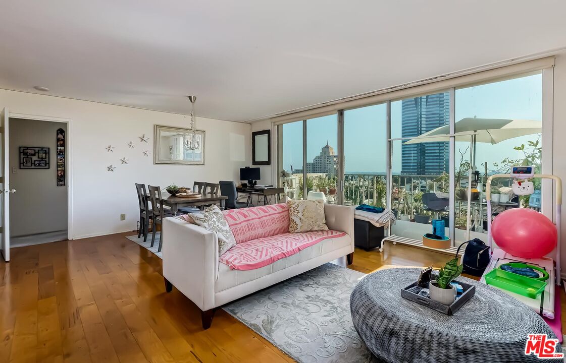 2170 Century Park East Unit: 1507