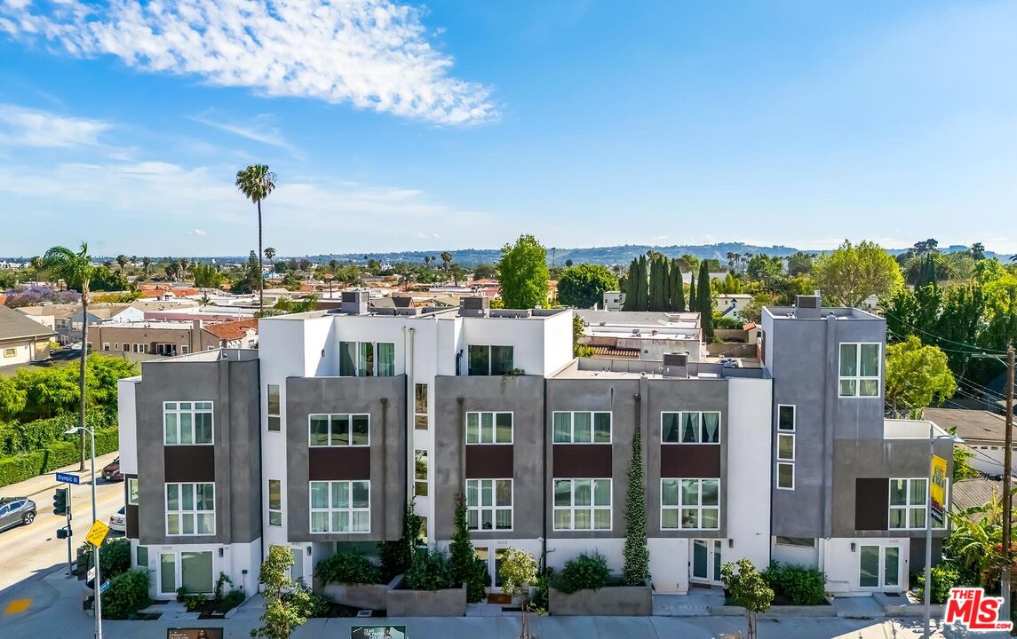 5504 W Olympic Blvd