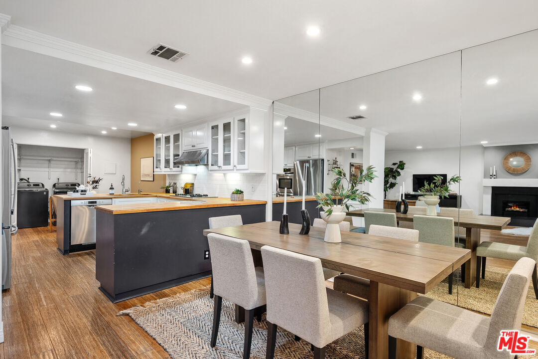 11687 Bellagio Rd Unit: 3