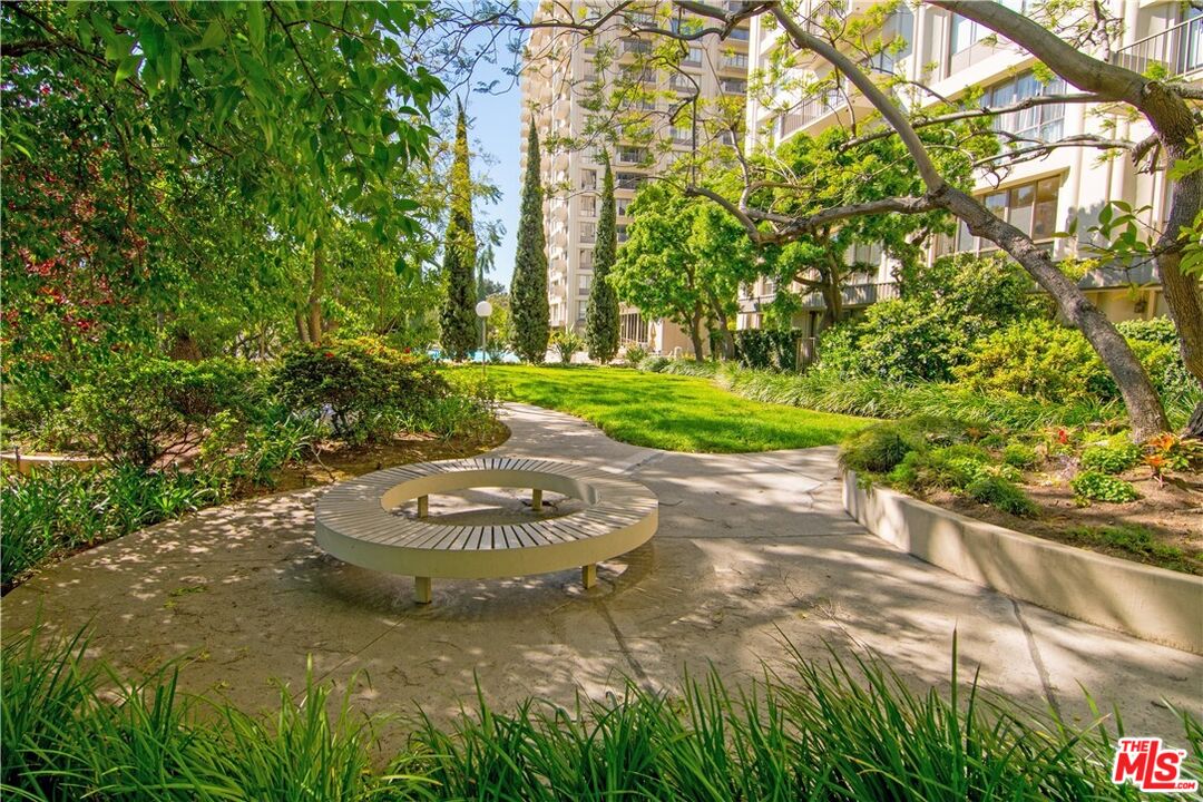 2160 Century Park Unit: 1712