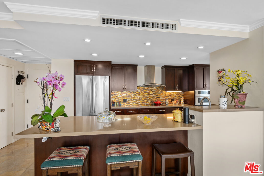 2160 Century Park Unit: 1712