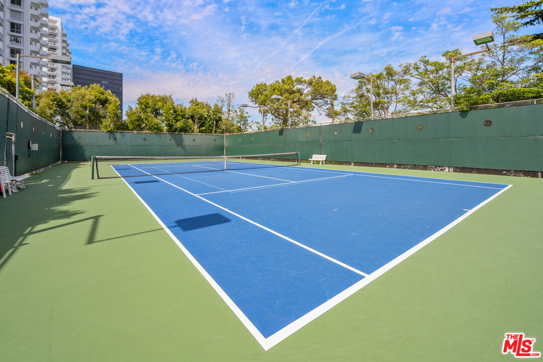 2160 Century Park Unit: 1712