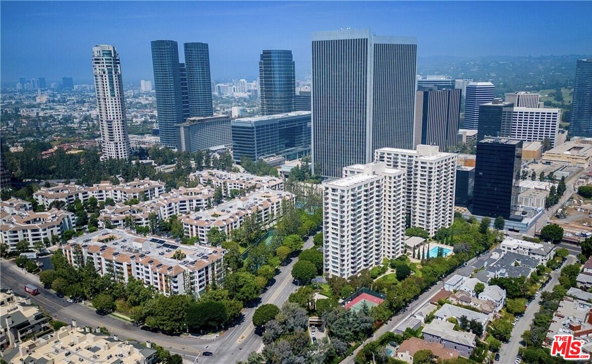 2160 Century Park Unit: 1712