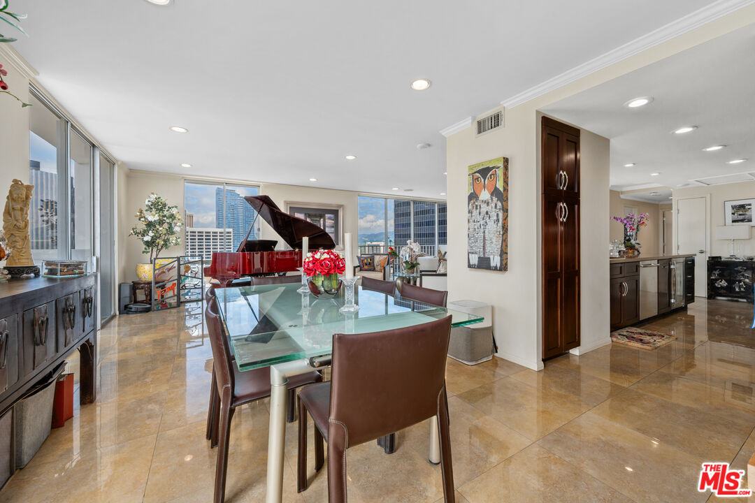 2160 Century Park Unit: 1712