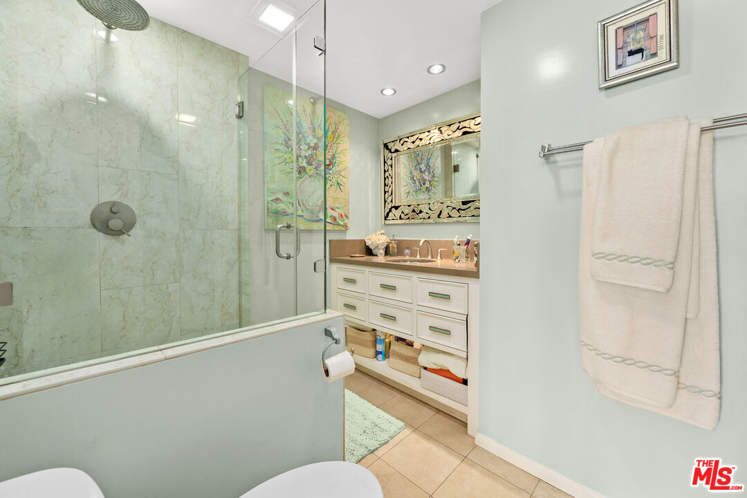 2160 Century Park Unit: 1712