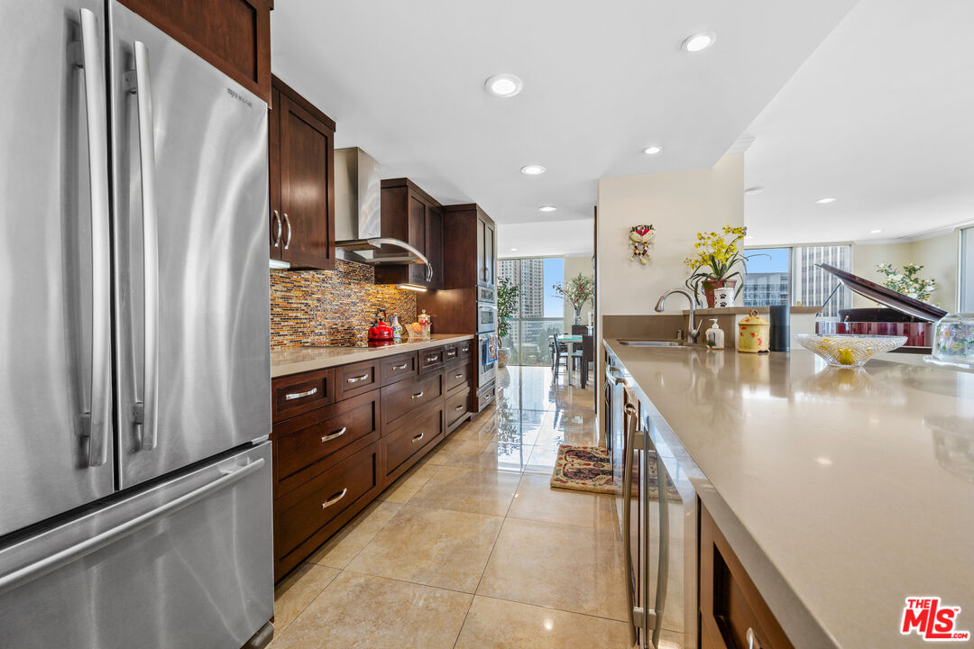 2160 Century Park Unit: 1712