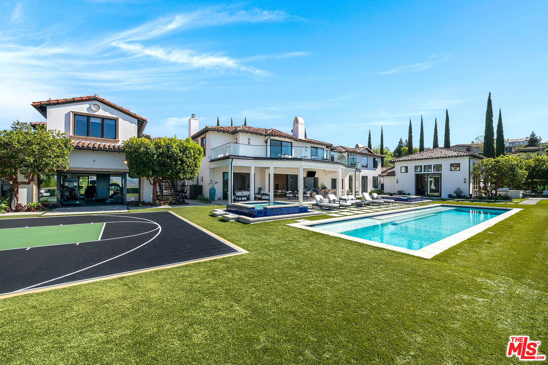 25201 Prado Del Misterio