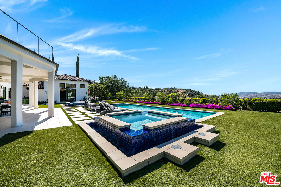 25201 Prado Del Misterio