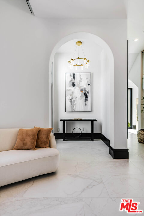 25201 Prado Del Misterio