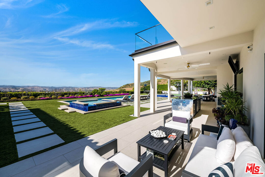 25201 Prado Del Misterio