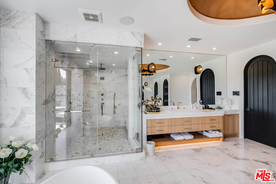 25201 Prado Del Misterio